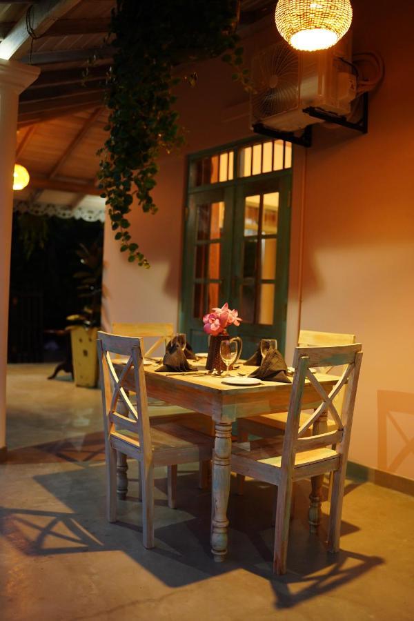 Ronaya Surf Waves Vila Dikwella Exterior foto