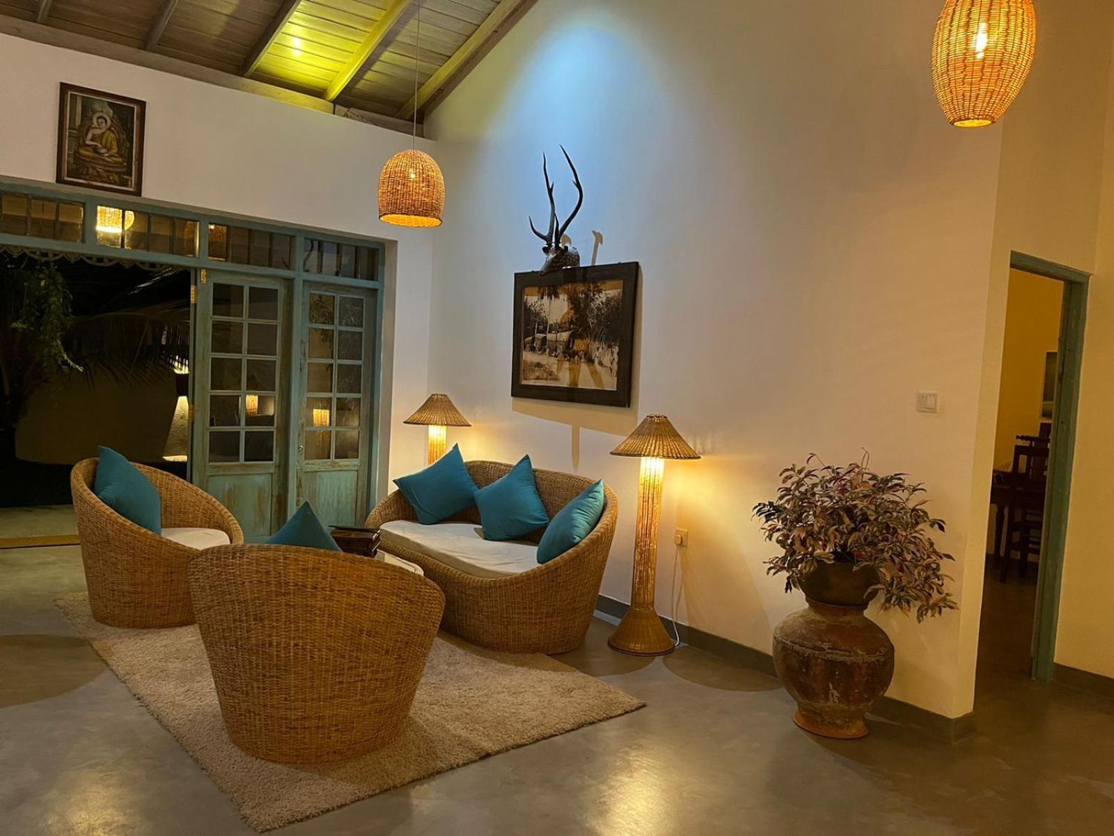Ronaya Surf Waves Vila Dikwella Exterior foto